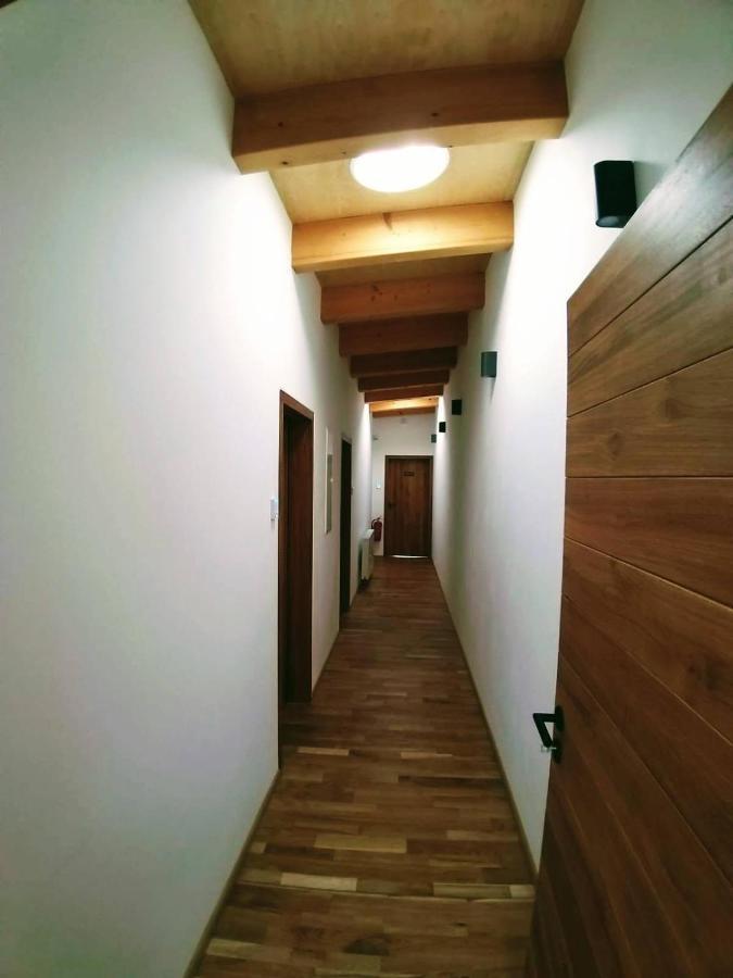 Kafé Ořech Mnichovo Hradiště Exterior foto