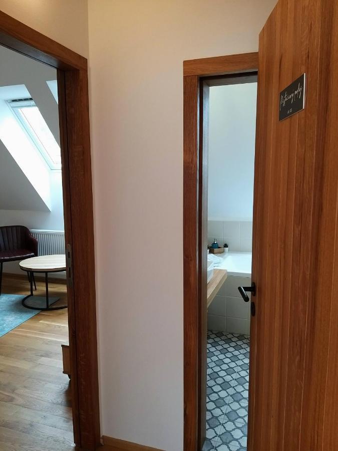 Kafé Ořech Mnichovo Hradiště Exterior foto